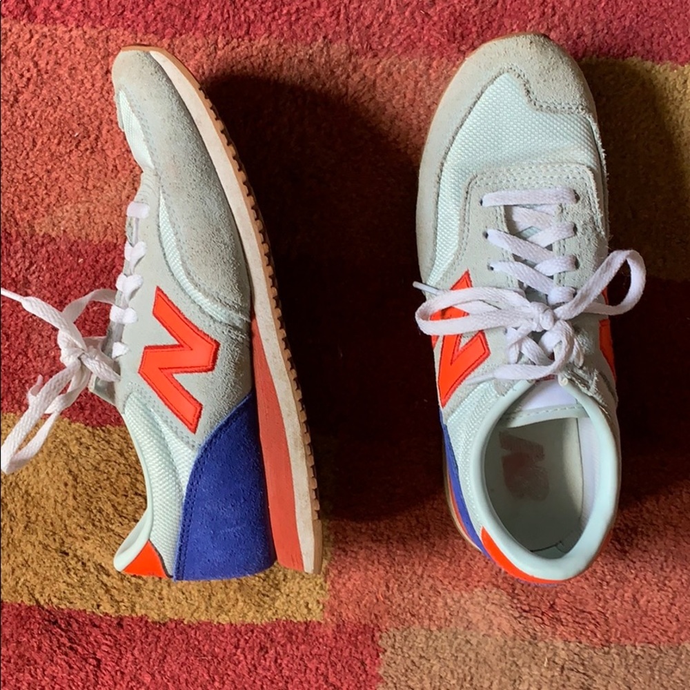 New balance sneakers - Picture 2 of 3
